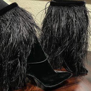 Saint Laurent ‘Yeti’ boots size 6 💎